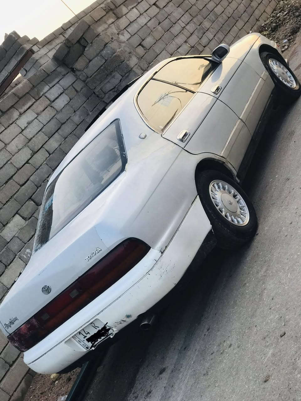 السلام عليكم سياره بطه مديل٩٣ بسمي سنويه بعد شهر وتنتهي السياره مضروبه صندوك محرك ٢٥٠٠ديلكو حداديه جديده الهاتف ***********السعر خاص
