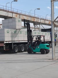 اخوان عندي نقل ثرمستون من معمل البصره بل بصره الى بغداد تواصل هاذا رقم...