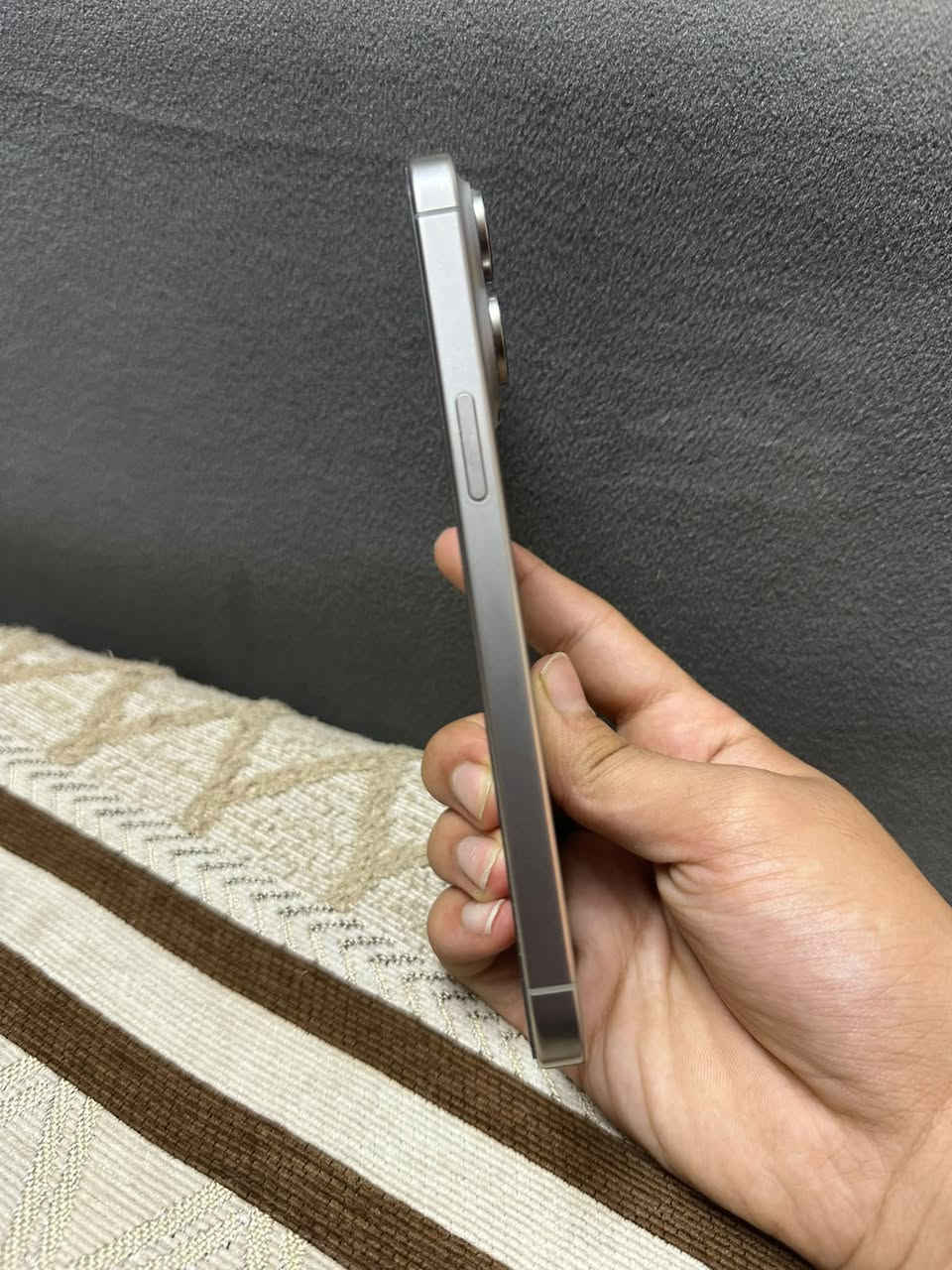 ايفون ١٥ برو ماكس تيتانيوم ذاكره ٢٥٦ شخط مابي بطاريه ٨٦ وتر بروف ممفتوح سعر مليون و٤٠


**إذا كنت صاحب هذا الإعلان وتريد حذفه لأي سبب، رجاءا أرسل رسالة إلى الدعم الفني**