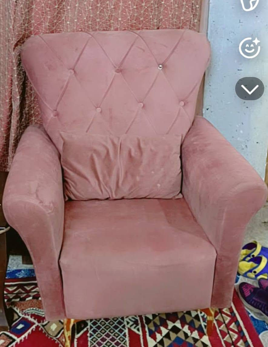 تخم للبيع ب 300,000 رقم الهاتف***********
