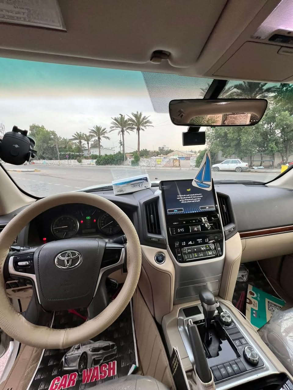 سلام عليكم لاند كروز لبيع مديل 18حجم 6 رقم ‭***********‬

