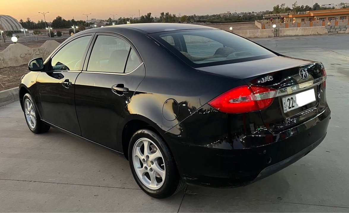 جاك حةجم گةورة سةنةوي تازة مةكينة زنجير گير عادي گير مةكينة تةبريد تةقةو رةقة بةشةرت كارةباي هةمووي بةشةرت 3 پةلةي بچوكي بوياخة بي ناو گرتن نرخ 53 گةلا و مةعامةلة 
***********
*********** شمشمل, السليمانية
