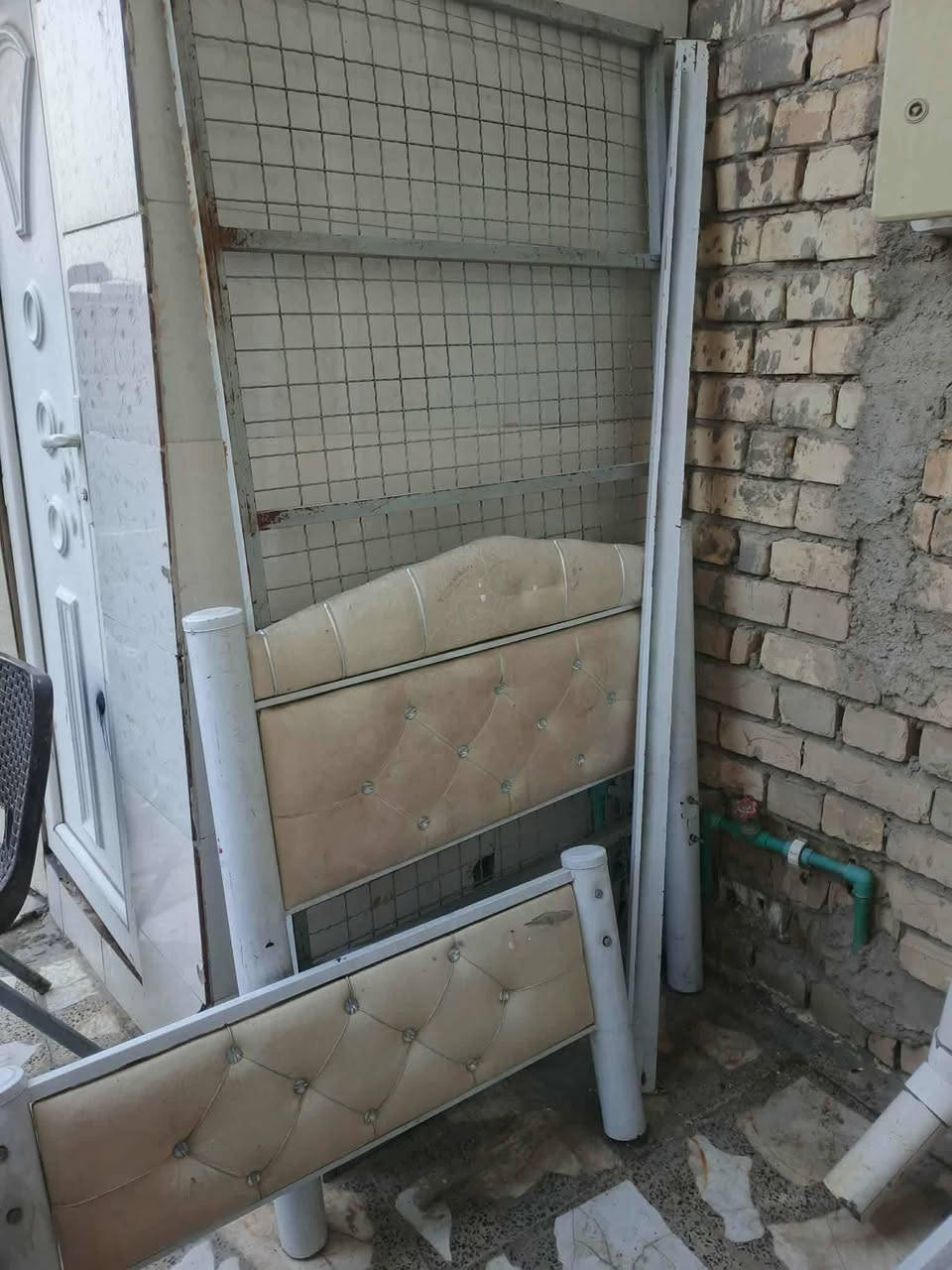 اغراض بيت للبيع نضيفات جدا ضض
مكاني بغداد حي الجهاد 
عندي توصيل


**إذا كنت صاحب هذا الإعلان وتريد حذفه لأي سبب، رجاءا أرسل رسالة إلى الدعم الفني**