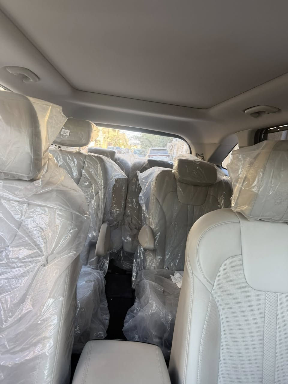 السلام عليكم سورنتو موديل 2024 وارد خليجي مكفوله كفالة عامه ماشيه 20 الف كيلو متر فول موصفات ضمان الفئة في اي بي viv خمس سنوات رقم اربيل با اسمي بكاني بغداد الشعب السريدات 8 كامرات تبريد تدفئه كشنات اعلى موصفات بلسورنتو السعر 340 ورقه وبيها مجال للاستفسار ***********
