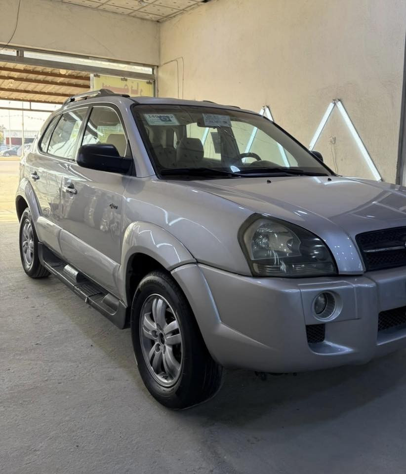 توسان 2007
محرك 2000 دوش 

تبريد ثلج 

شاشه

حساسات خلفيه

سياره احلى من الصور  وكلشي مذكور بلسونر 

ارقام وهزه جديده مكان السياره البياع السعر 95 

للستفسار ***********
