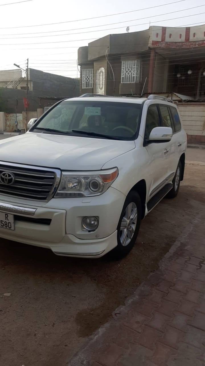 مكلف بل نشر  سلام عليكم للبيع لاندكروز موديل 13بيها بارد بل باب وجاملغ سياره حلو ونضيفه سعرها 360 مكان البصرن ***********
