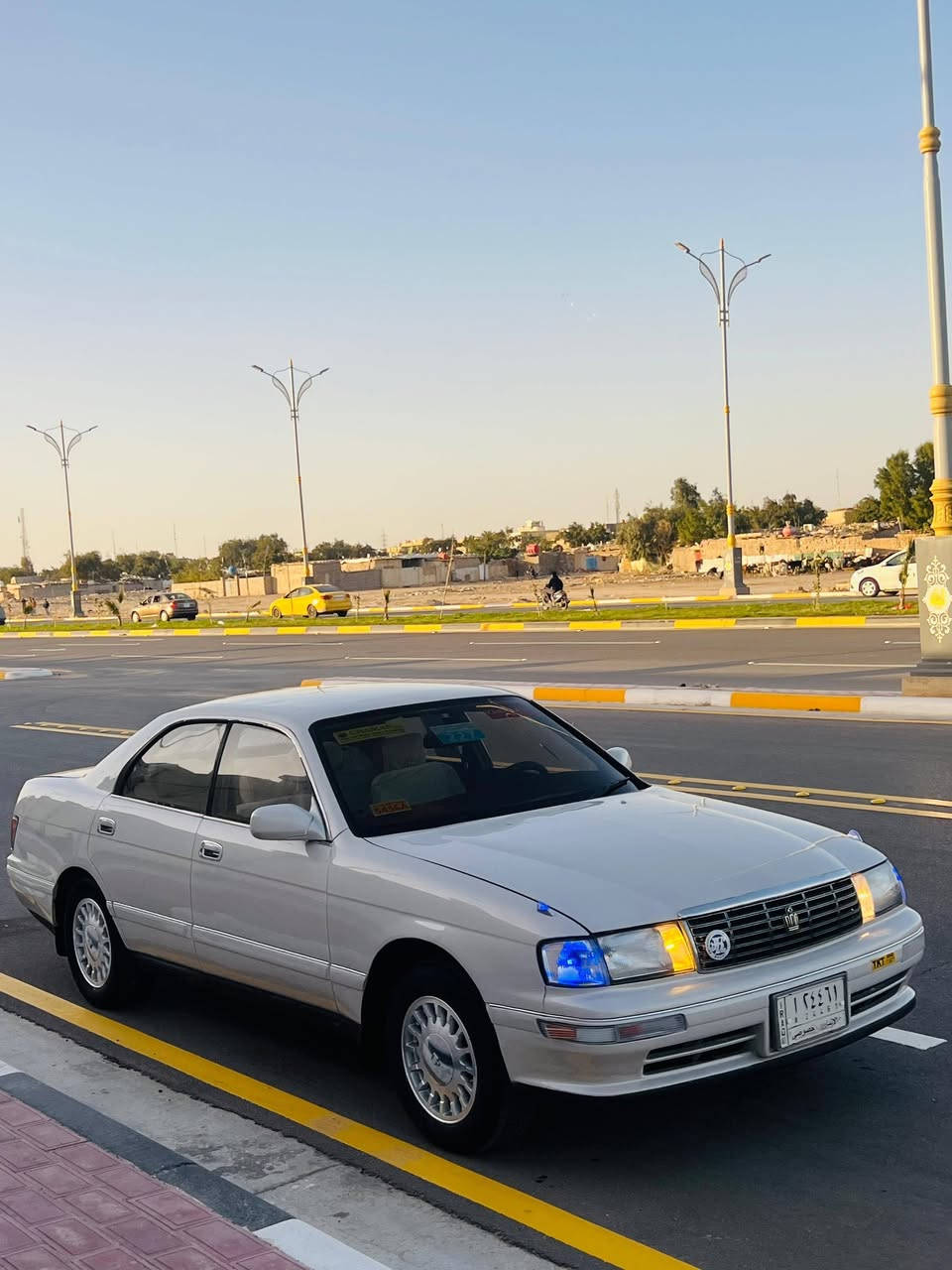 السلام عليكم رمضان كريم 
للبيع بطه منفصل موديل 1994
رقم انبار مشروع وطني سنويه لغاية 2028 . كفاله عامه. من الگصه ونقل الجثه والضربه. والعيب الشرعي والاصوليات. مكينه وحداديه وتخم تاير كهربائيات 
غرفه جديده. سياره مال جناي 
العنوان كربلاء. السعر 63 وبيها مجال 
للاستفسار.. ***********
