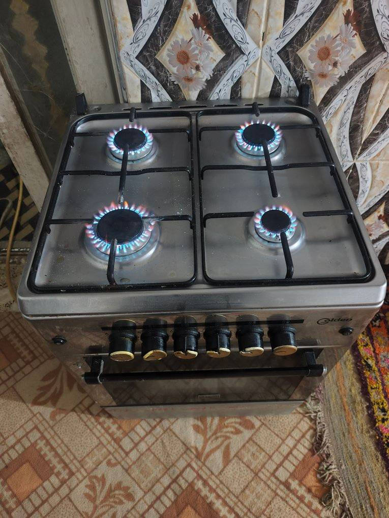 طباخ ربع عيون شغال عل فحص نوع تركي شكل يطالي. سعر 90وبيه مجال


**إذا كنت صاحب هذا الإعلان وتريد حذفه لأي سبب، رجاءا أرسل رسالة إلى الدعم الفني**