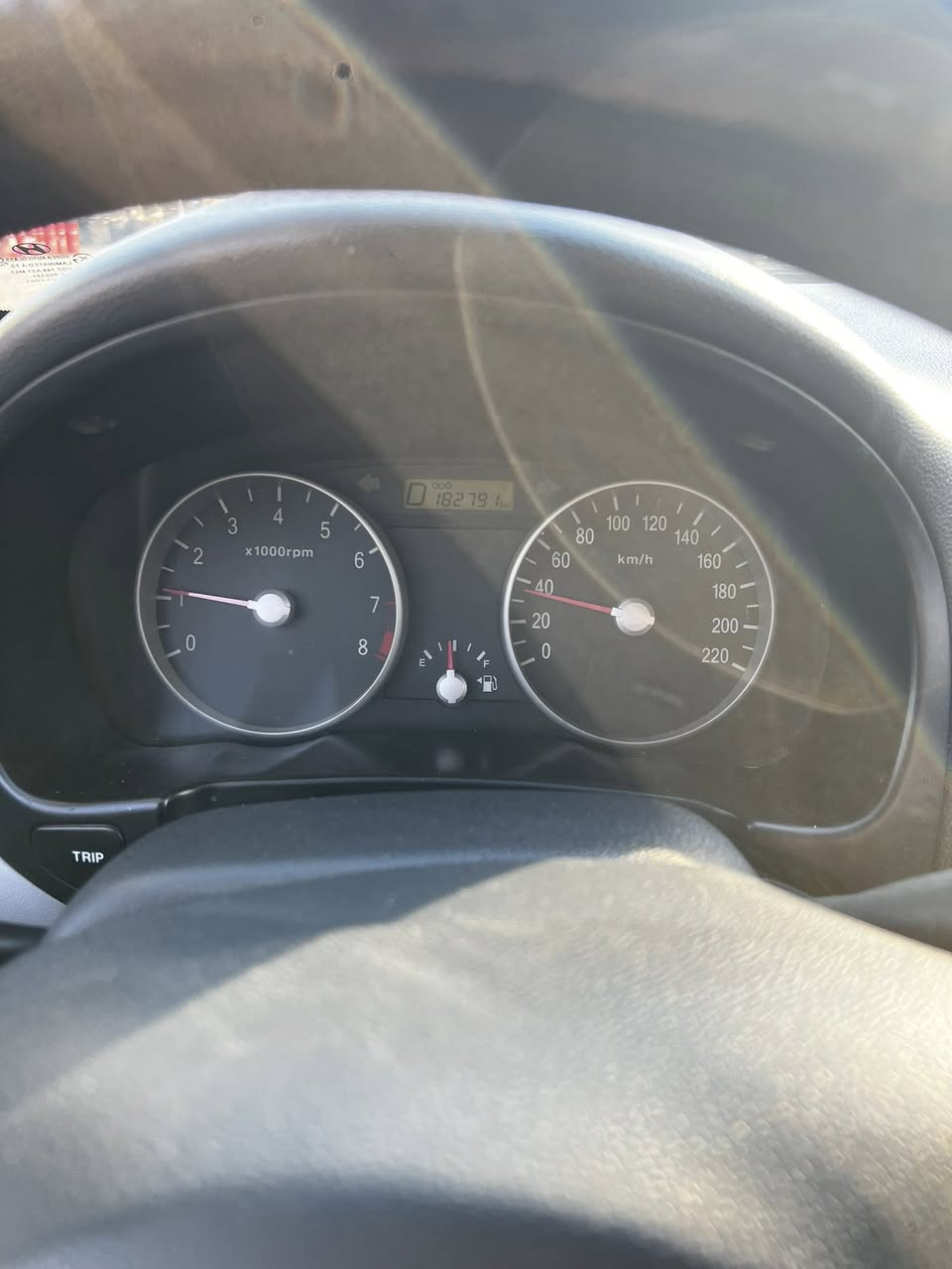 سلام عليكم
اكسنت 2010 خليجي 

ماشية 183 الف 

كير مكينة مكفولات 

بيها صبغ بنيد وتبديل جنطة نفس اللون 

سيارة باسمي هزة بشهر رابع تخلص رقم جديد قبل شهرين مبدلة مصفرة غرامات ترايها وين متريد

مكانها بغداد الدورة 

السعر 84 مجال بسيط حك الجية 

***********
