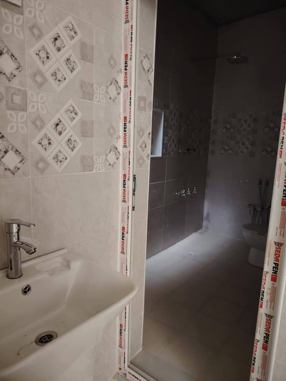 هام🤚هام 🤚هام 🤚
قبل لا تشتري شوف الاسعار وتعال🤔

اليوم توفير عرض ولا بأحلام ☺️

بيت للبيع 🤚 مساحه ١٠٠متر مربع 10❌10

ركن يقع على 3شوارع مميز 😎

جنس العقار طابو زراعي سند 25ملك صرف 

العنوان حله نادر الاولى تقسيم حي الزيتون ❗

السعر مراسله الصفحه او الاتصال على الرقم *********** 

اغتنم الفرصة ولا تحتار 😎
