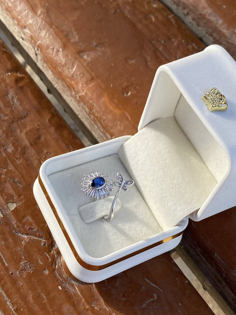 متجرنا يوفر جميع انواع الموديلات الفضية النسائية والرجالية 
انستا silvora1
واتساب ***********
