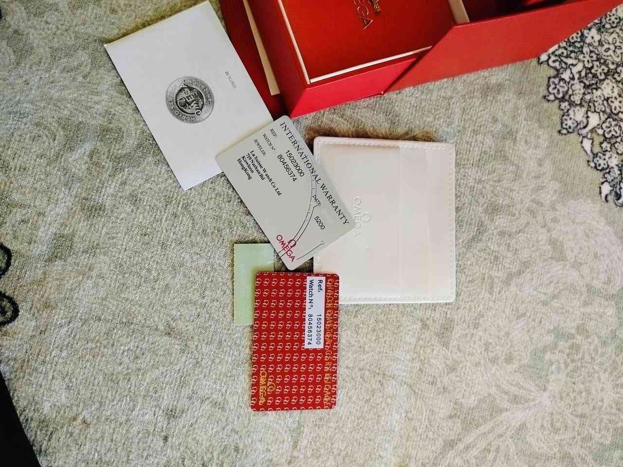 ساعة أوميغا سويسرية من وكيل دولي، مع ضمان دولي، وتقويم أوتوماتيكي، وتقويم شهري وتاريخي وأسبوعي، وجهاز كشف المعادن، وبطاقة دولية. السعر 150,000 دينار. التوصيل متاح لجميع مدن العراق.
کاتژمێری مارکەی ئۆمێگا وەکالەی نێودەوڵەتی سویسری بە زەمان و گرێنتی گرێنتی نێودەوڵەتی ، ئۆتۆماتیک ساڵ ژمێر مانگ ژمێر ڕۆژ ژمێر هەفتە ژمێر ، مکینە کەشف ،کارتی نێودەوڵتی لەگەڵە. نرخی ١٥٠،٠٠٠ دینار . گەیاندن هەیە بۆ هەموو شارێکی عێراق


**إذا كنت صاحب هذا الإعلان وتريد حذفه لأي سبب، رجاءا أرسل رسالة إلى الدعم الفني**