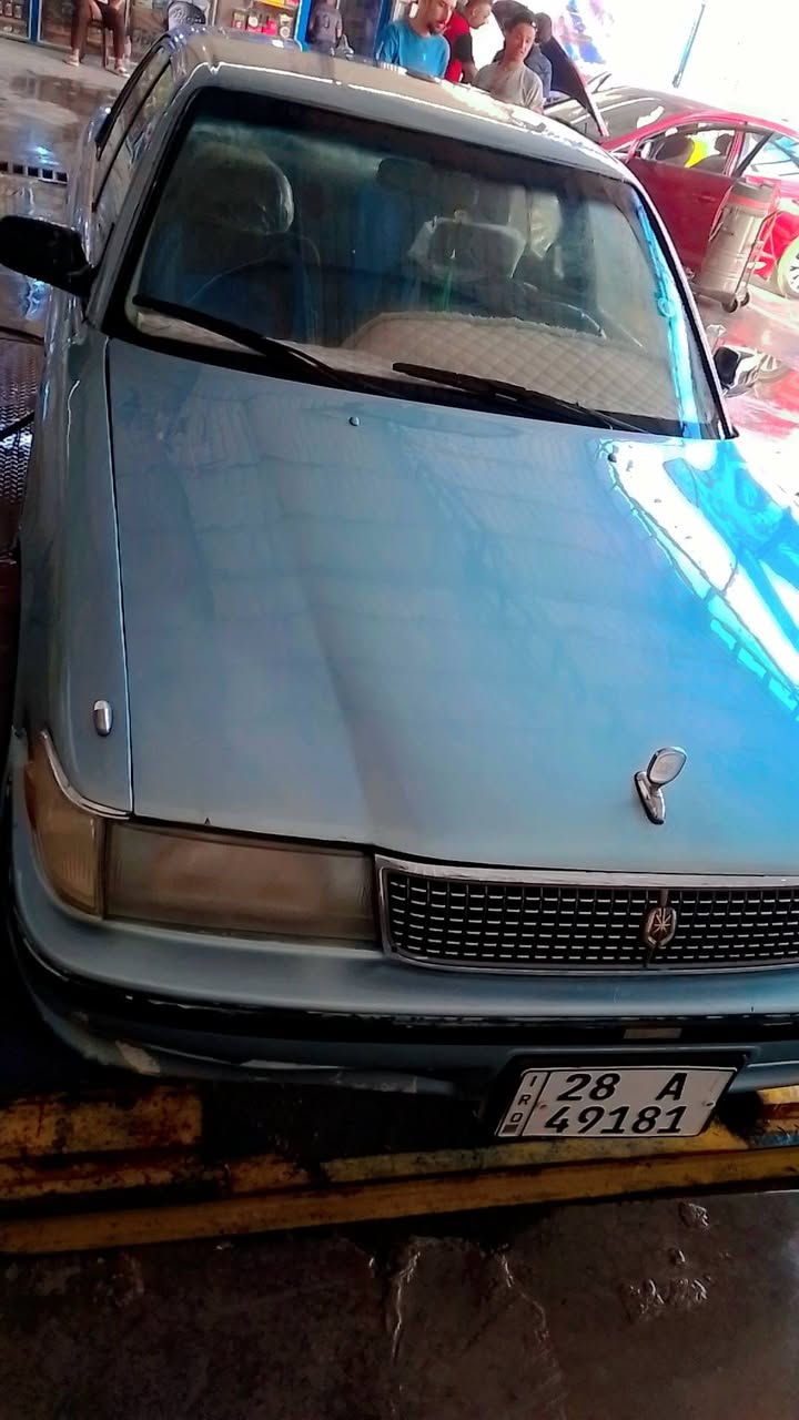 سلام عليكم كروسيده يسره بلاد محرك كير حداديه جدد موديل 90 سنويه جديده لغيت 30 سياره  حلوه وجاهزه سعر 50 وبيه مجال مكاني نجف *********** واتساب
