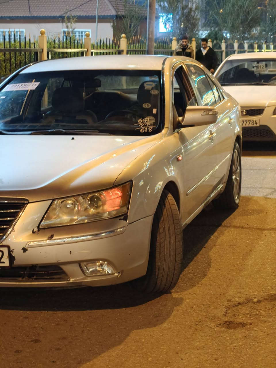 السلام عليكم مقدمه60 
هونداي سوناتا 
موديل2010
وارد خليجي
لون سلفر
تدفه كشنات
تحكمات استيرن
مري شفط+اشاره 
توماتيك
كير مكينه نضيفات
ضرر 4قطع 
باقي التفاصل على الرقم
***********
