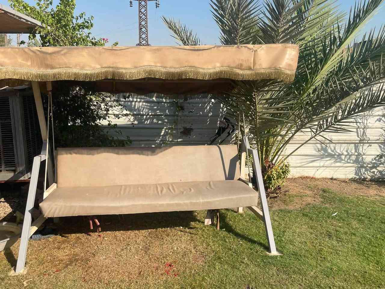 السلام عليكم مرجوحه شغل درجه اولا للبيع مكاني بغداد الستفسار ***********
