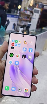 انفنكس زيرو 30 • ٢٥٦ • كاميرا ١٠٨