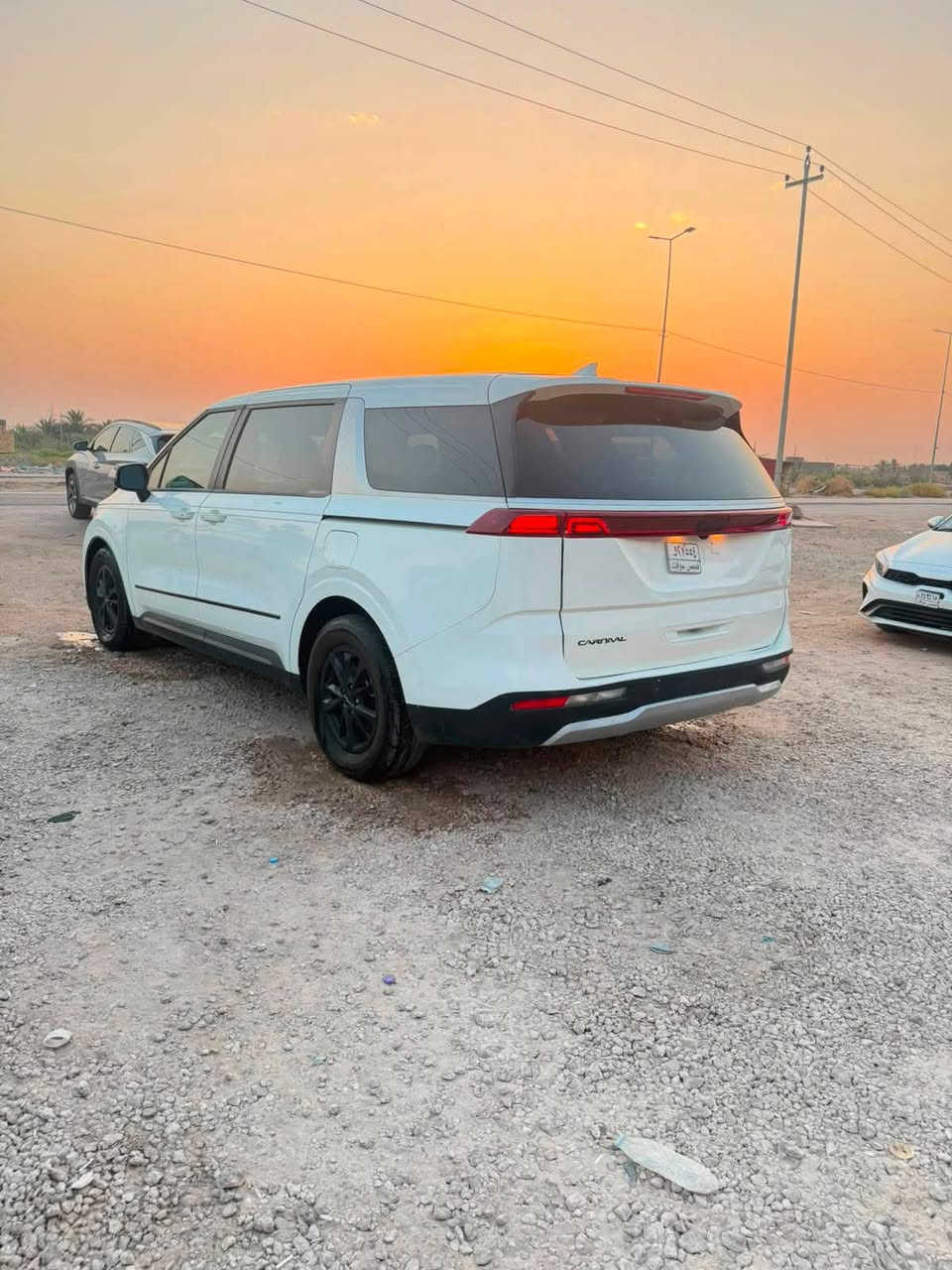 البيع أو المروس 
كيا كرنفال ٢٠٢٤ امريكي بنزين فقط 
مرقم مثنى اجره تحويل مباشر بسم المشتري 
ضرر صبغ قبق الجنطه 
بدون عابر بدون تبديل بجم كبس 
سبعه راكب موصفات وضح بل صور 
السعر 297 $$ وبيه مجال 
الاستفسار 

‭***********‬ 
***********
العنوان مثنى الرميثه معارض شارع العام 
معرض عماد شعلان
