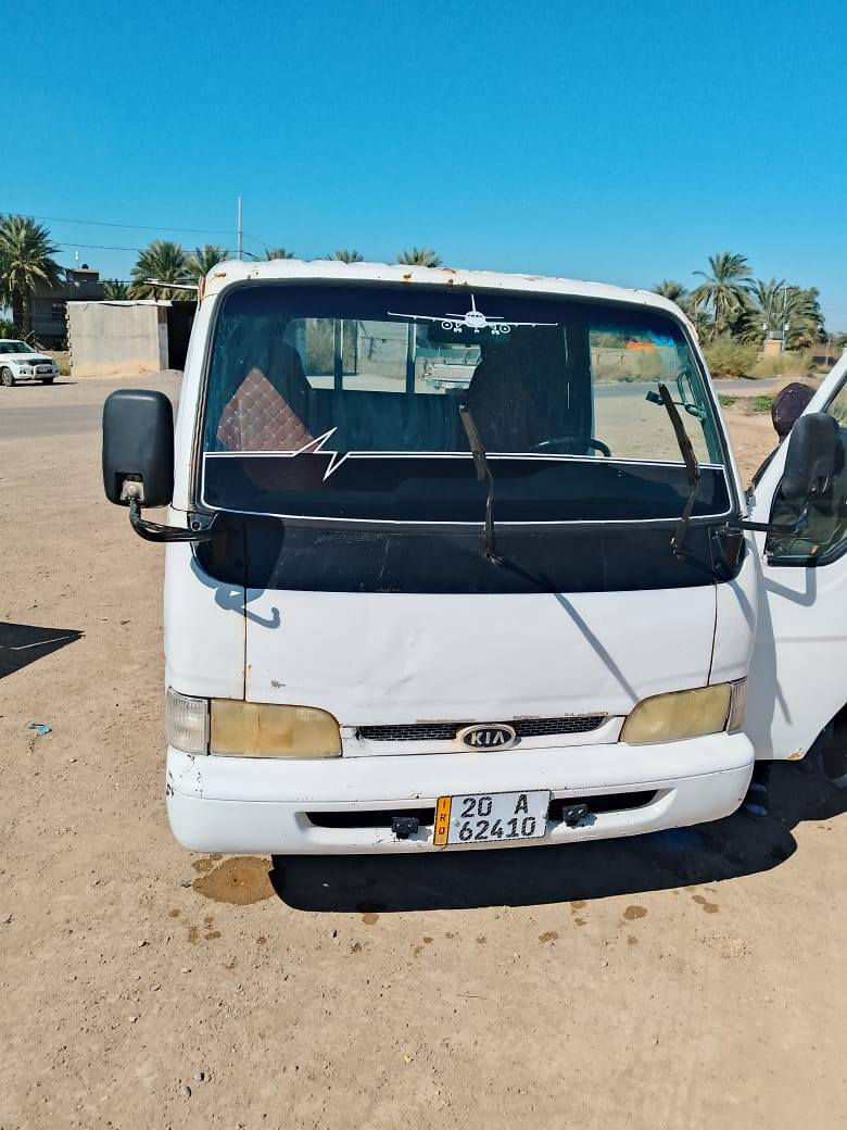 سلام عليكم فنتيره اللبيع موديل 97 نضيفه كله شرط سنويه الغايه 2031 عنوان بعقوبه سعر 60 وبيه مجال حك الطيبين  الرقم *********** او ***********
