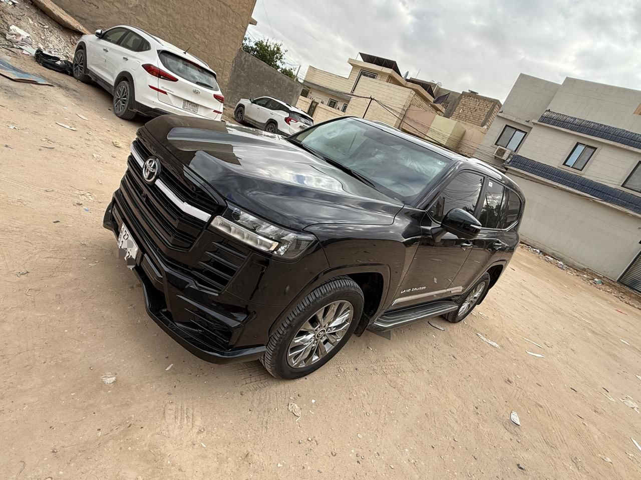 للبيع لاندكروز 2024
كفالة عامة 
ماشية 16 الف 
رقم اربيل
السعر 675 ورقة 
عنواني كربلاء 
***********
