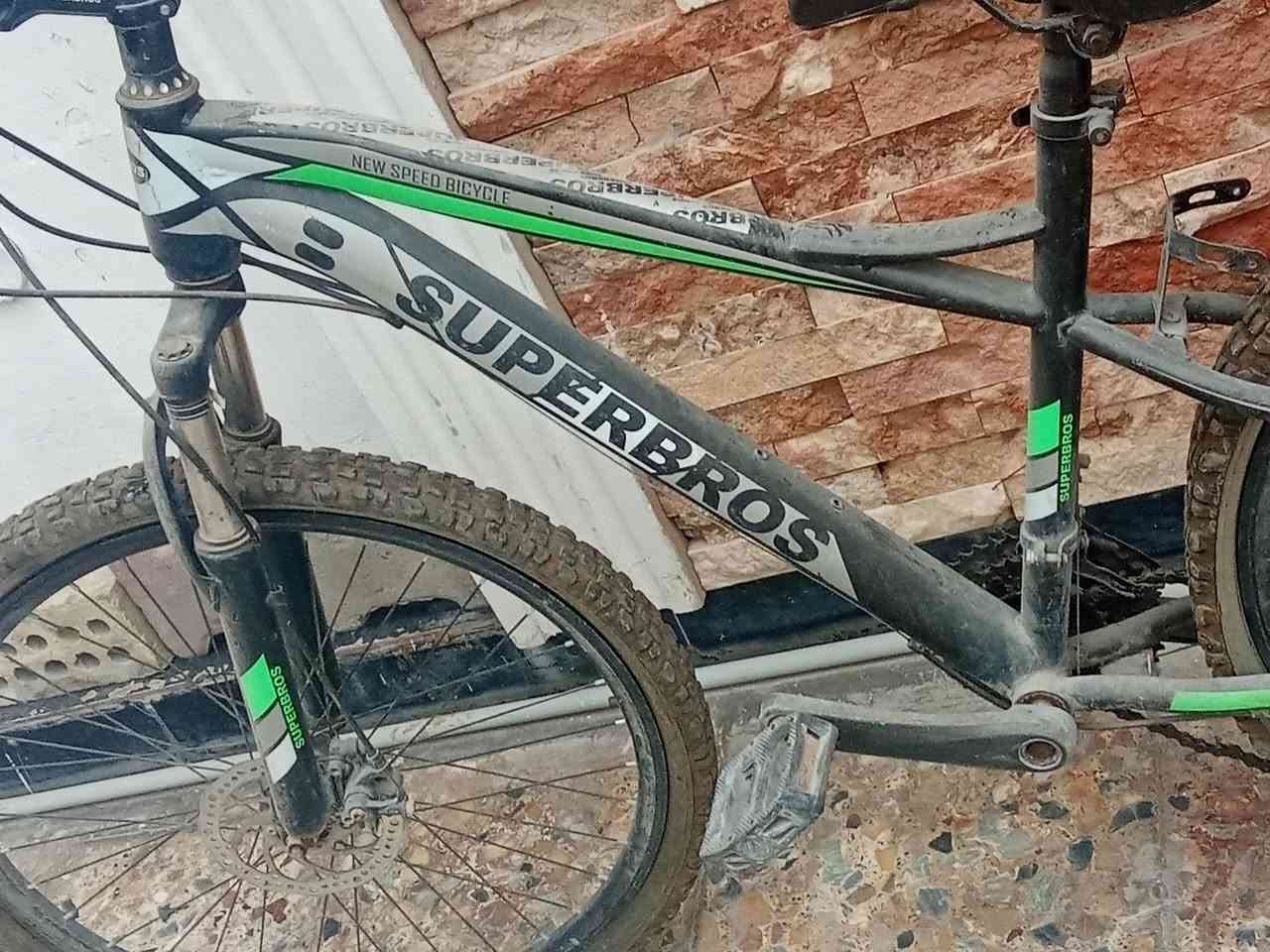 السلام عليكم ورحمة الله
بايسكلات عدد 2 جدد بس تاركهن جبت الواحد ب170 نقوصاتهن بسيطه وسهلة للبيع
الواحد ب85الف وبي مجال المكان حي الجوادين
واتساب***********
