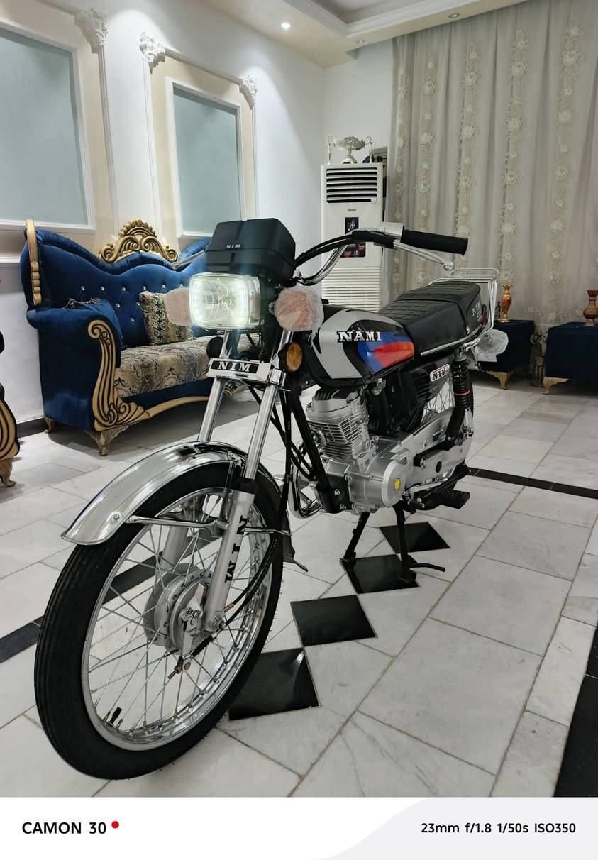 السلام عليكم لبيع نامه موديل 26 أوراق كامله دراجه جديده صاله شهر من طلعت السعر 675 وبيه مجال لشراء نضافه شوفت عينك وبعد انضف كعربائيات  كله شغاله عداد وشاير شلعه معدل خير من الله لستفسار ***********
