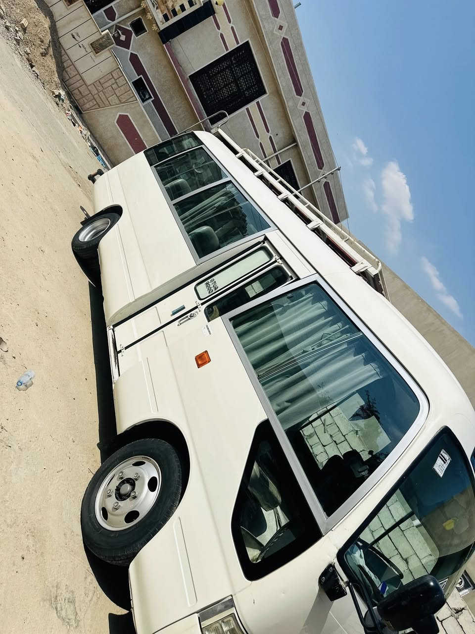 سلام عليكم ورحمة الله وبركاته كوستر 2014 فول مواصفات كشن استاركت سلة داخلية اي بي إس السيارة كاملة مصفرة هيئة وغرامة السيارة ما متعوبة العنوان بغداد *********** اتصل واستفسر
