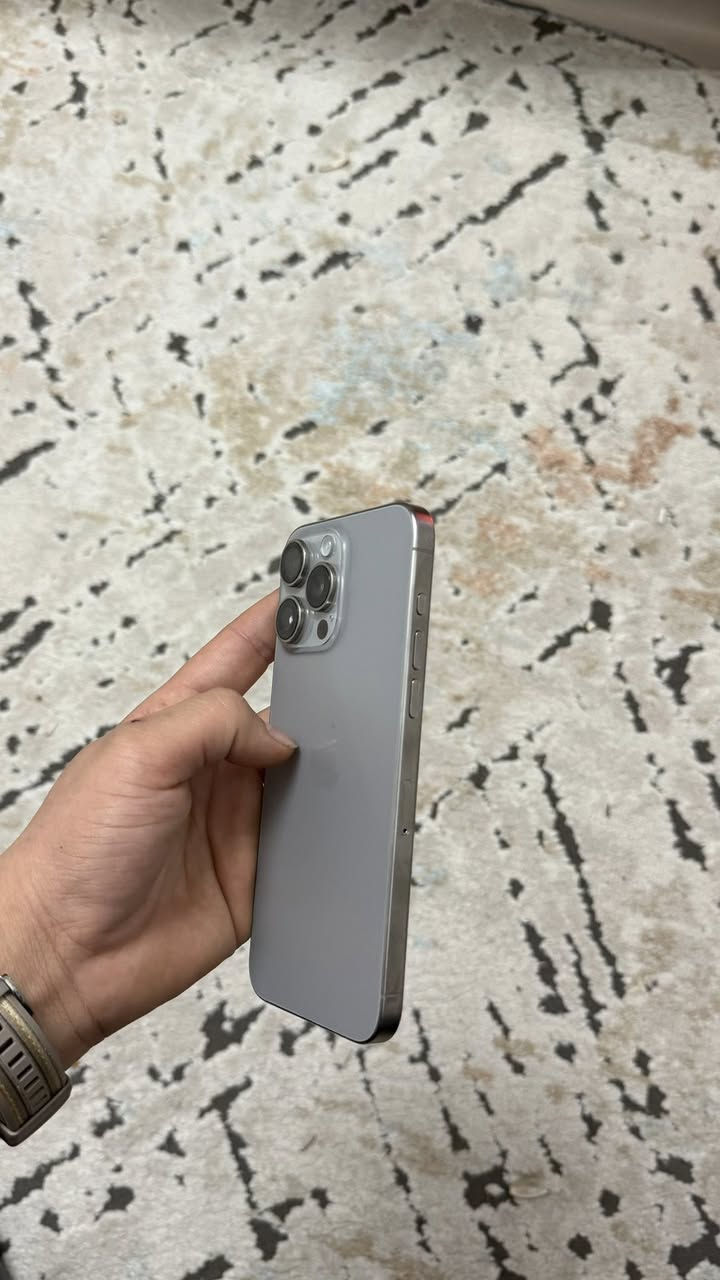 للــبيع ايـفون 15 بـرو مـاكس الذاكرة 256 البطارية 93 دبل سيم كارت  ZA جلخ مابي شرط غراض كاملة العنوان الـموصل السعر خاص 
رقم الموبايل ‭0750 098 8955‬
