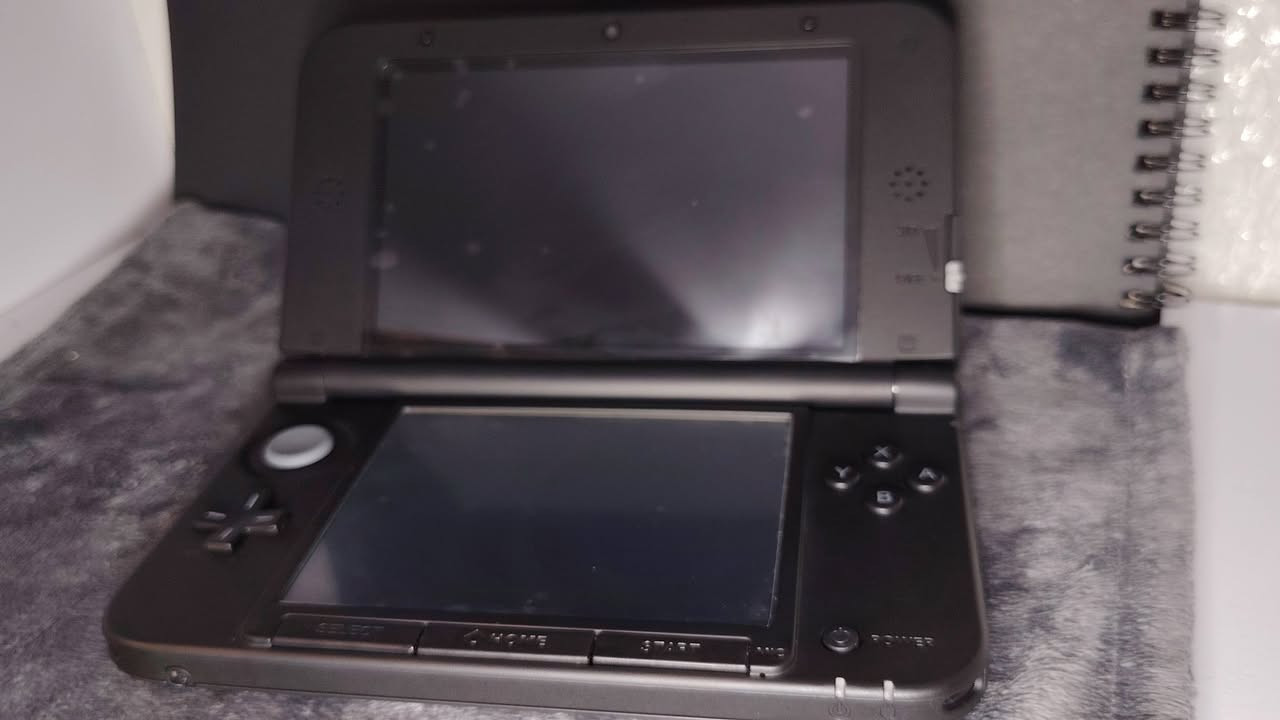 🔥 للبيع  Nintendo 3DS XL مهكر 🔥
✅ نضافة 100%
✅ الجهاز مهكر وجاهز للألعاب
✅ شغال بدون أي مشاكل
✅ البطارية ممتازة
✅ الشاشتين نظيفات جداً

📌 النقص فقط:
ماكو SD

💰 السعر 240.000
🚚 توجد خدمة توصيل
للجادين فقط ✨


**إذا كنت صاحب هذا الإعلان وتريد حذفه لأي سبب، رجاءا أرسل رسالة إلى الدعم الفني**