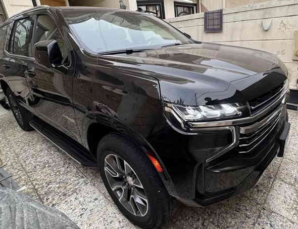 تاهو LT موديل 2023 فول الفول 1/1 خليجي وكالة المنصور ماشيه 87 الف كيلو السياره مكفوله من اي شي لا طخه ولا بارد  بعدها بحاله الوكاله جديده بمعنى  الكلمه مكينه المرغوبه حجم 5300
رقم بغداد مكانها بغداد 
اي استفسار الاتصال على الرقم ***********
