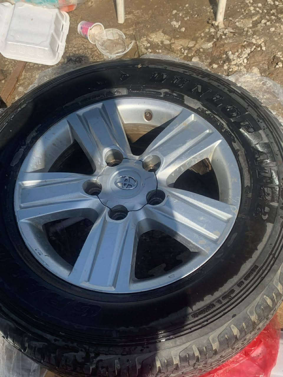 السلام عليكم مجموعة ويلات للبيع
ويل لاندكروز قياس 20 مستخدم نظيف جدا عدد 4
ويل لاندكروز قياس 18 مفتوح من سيارة وهي ماشيه 10الاف نظيف جدا
ويل جارجر تخم كامل مع تايراته  عدد 4
ويل جارجر عدد 2 نظاف وبيهن شوي تصليح
ويل عادي اسود عدد 3
للاستفسار اكثر:  ***********
