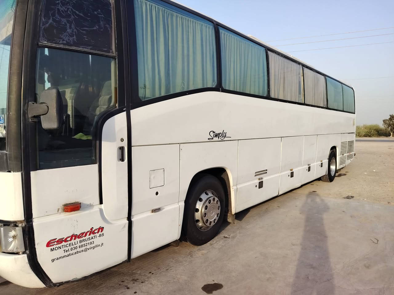 404 موديل 2002 انگليزي بأسمي  اداورلك ثاني يوم بالنسبه للمحرك مجفته يم رعد ابو النجف توني   بوش بستم رنك وكورات ونوازل.             وكلج جديد يم علي كنوش           التبريد شدية كمبريسر وبخاخ يم ابو
 الحله
التايرات تخم صار شهر
فاتح اربع وياله يم كنوش بولبرنات ودسكات وعقول البريك
تلبيسه جديده
باتريات كوري ابو 200 بعدني ما دافع فلوسهن جدد الله وكيل
السعر 3500 ثلاثه ونص وبي مجال
الاتصال *********** واتساب بي
