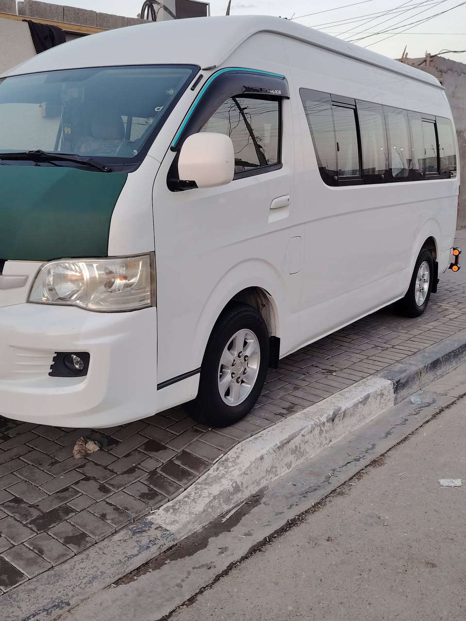 السلام عليكم جنبي H2عاليه
استلام جديدطالعه ب 2025 على وضع الشركة 
رقم السياره بصره تحويل ثاني
مكان السياره بصره 
***********
