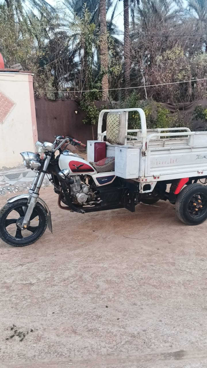 يا الله سلام عليكم ستوته موديل 20وبيه محرك جديد 24 اوراق اصولي مكاني طوريج سعر 1350 وبيه مجال ***********
***********
