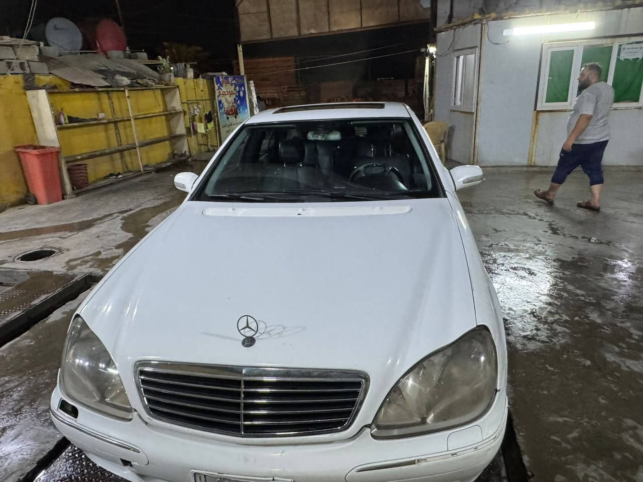 سلام عليكم مرسيدس S500 غواصة للبيع  باب طويل رقم كركوك قرار 48 اصولي يعني بيها وكالة وين متريد تدخل بيها اعتيادي فول مواصفات بيها سستم صوت وشاشة مال 2005 السيارة مو جوبلس دبلات السيارة خير من الله الله شاهد صارلها 4 سنوات عندي للبيع او مراوس 

العنوان بغداد / بوب الشام 
*********** 
السعر 65 وبيها مجال
