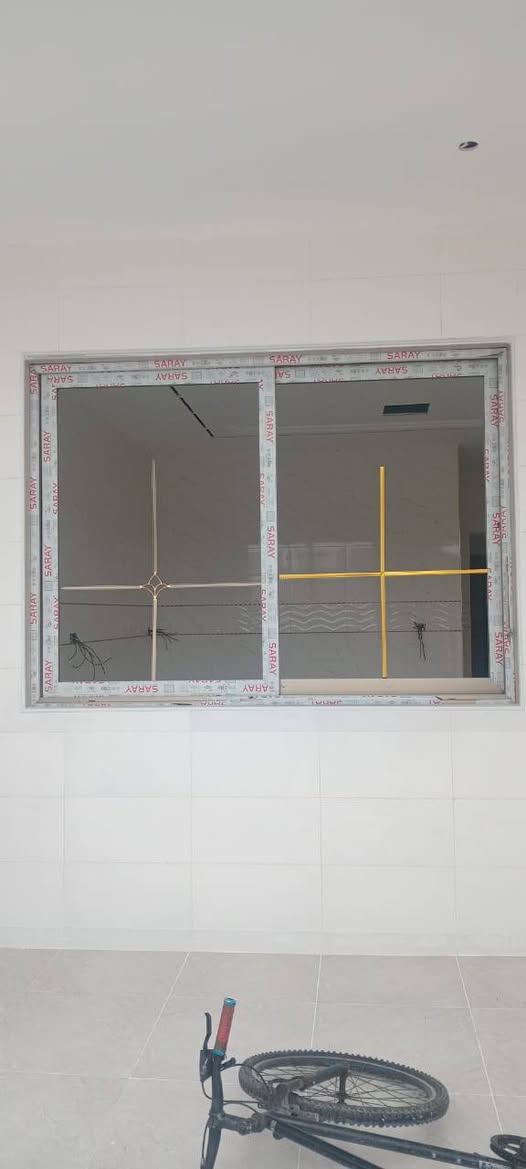 ابواب وشبابيك المنيوم بانسب الاسعار ***********
