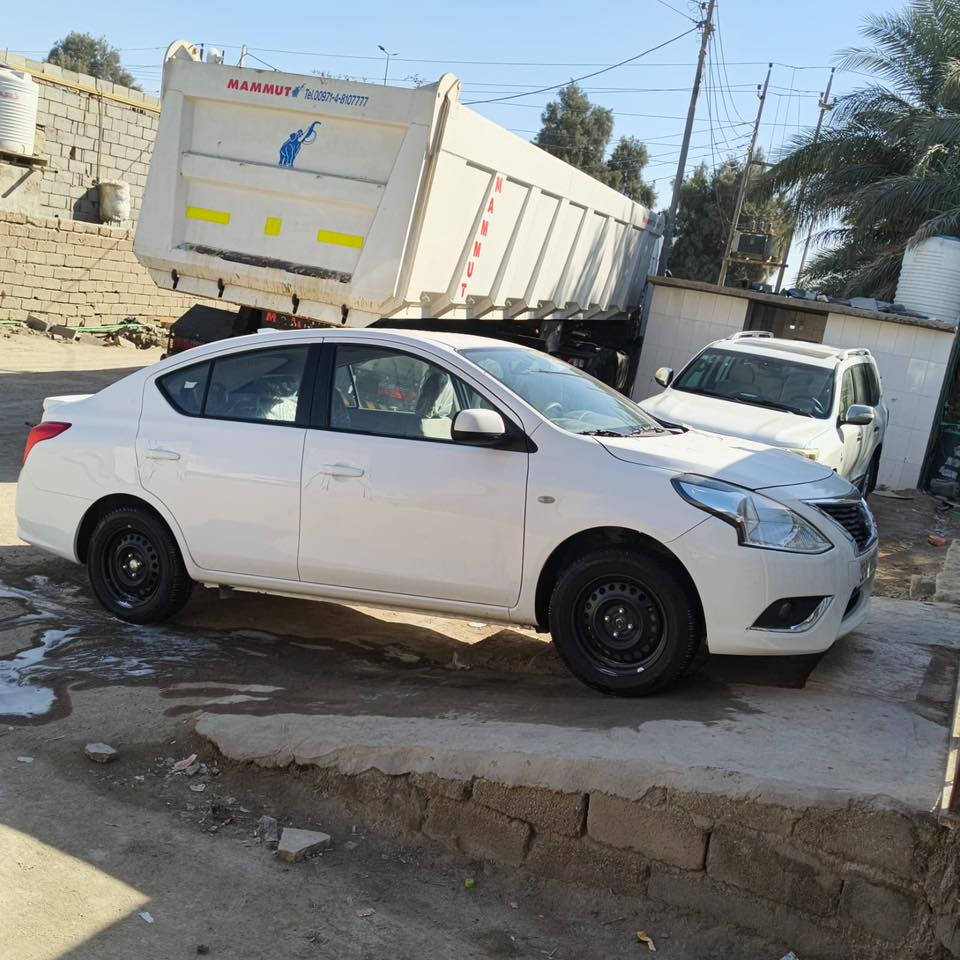 للبيع نيسان سني هندي موديل 2024 رقم اربيل
ماشيه 15 الف بأسم شركة وكاله وتحويل شرط
سياره جديده كفاله عامه 
السعر 128
البصره الزبير 
***********
