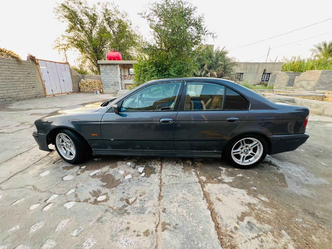 سلام عليكم BMW e39 صقر 528 حجم .محرك 525 6v  محرك كير كله كفاله حداده تيارات  ويل M ترايش M تبريد شغال   رقم شمالي اربيل مكاني بصره  لااستفسار ***********

