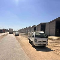 يوجد مجمع مخازن  في عوريج الصناعية للايجار جميع المساحات متوفره ٤٥٠ مت...