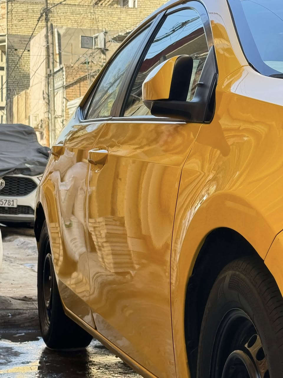 السلام عليكم 
كورلا للبيع ١٩  حادث بنيد او جاملغ بس 
منظومه غاز رقم الإنكليزي ماشيه ١٢٠  
داخلهة جلد اسلايت le السعر ١٤٥ 
*********** واتساب بغداد
