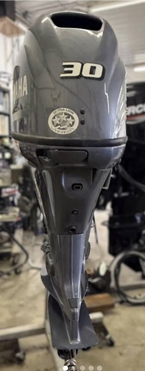 فرصة لمحبي القوة والاعتمادية في البحر
متوفر الآن محرك ياماها 30 حصان رباعي الأشواط يباني المنشأ  مستعمل بحالة ممتازة وتشغيل ناعم جدًا .
⚙️ المواصفات
القدرة: 30 حصان
النوع: 4 أشواط (Four Stroke)
تبريد: مياه
تشغيل: مارش
استهلاك بنزين اقتصادي جدًا
صوت هادئ واهتزاز أقل
قوة دفع ممتازة للقوارب الصغيرة والمتوسطة
حالة المحرك: ممتاز – جاهز للتجربة
📞 للتواصل والاستفسار:
01003432092


**إذا كنت صاحب هذا الإعلان وتريد حذفه لأي سبب، رجاءا أرسل رسالة إلى الدعم الفني**