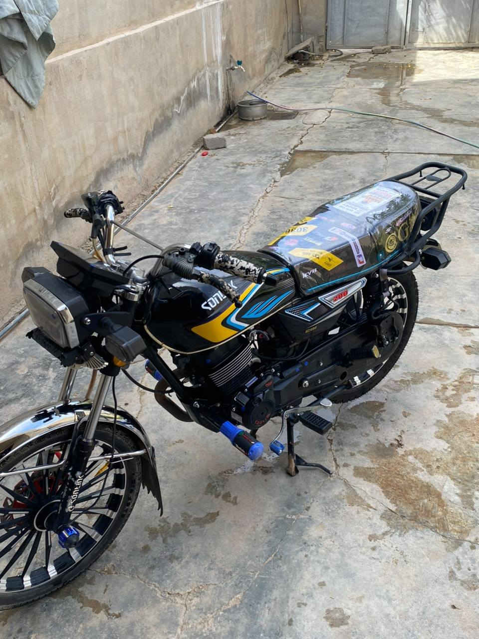 سلام عليكم دراجه 25 ضاغطه حلوه مرتبه بس تركب تطلع 
احله من الصور بعد سعر 825وبيه مجال 
***********
شراي خابرني لا تراسلني مو متواجد على فيس
