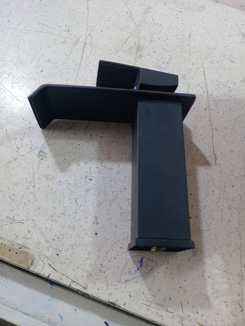 📦 جميع أنواع المواد الإنشائية
🎨 صباغ – بنكات – اسخانات
🧰 مواد احتياطية – مكانس
✔️ جميع المنتجات الأصلية

🛠️ ملاحظة: يتوفر كادر صيانة متخصص

📍 كل ما يخص بسمايه موجود عدنه
🚚 توصيل سريع داخل بسمايه

📞 للاستفسار أو الطلب:
اتصال أو واتساب  

0773 739 7843
