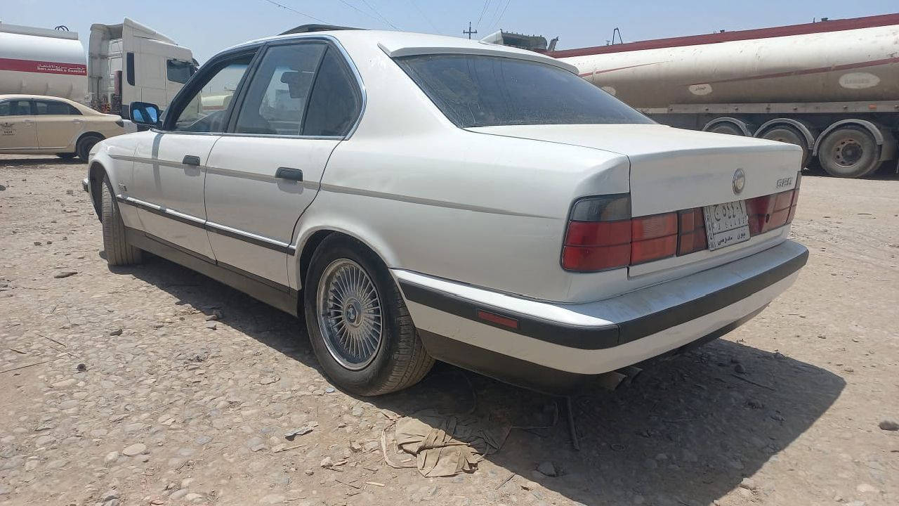 خليجية السيارة مكينة عدل 1992
سیارة جاهزة نينوى الماني مشروع وطني 
تحويل شرط. كوبون بانزين. 
سعر 76 ورقة ومجال 
***********
