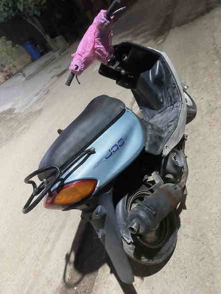 سلام عليكم ماكس قجمه بيع فقط مكاني بغداد شعب ٣٠٠ وبيها مجال دراجه شغاله سلف هندر  شلعه معدل مكينه تجفيت جديد كهربايات شغاله تايرات جدد وصدر امامي جديد كابريتر جديده ترايك وين ميعجبك نقص بجم فقط كفرات بلاديه ***********
