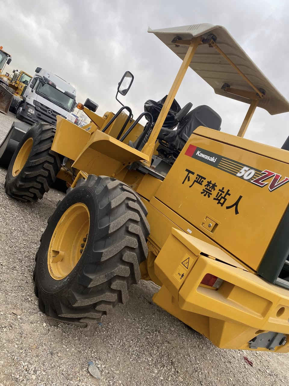 السلام عليكم
شفل كاوسكي حجم ٥٠ موديل ٢٠١٠ اصل رقم اربيل مكينة كمنز بم ونوزل 
شفل كفالة عامة
عنوان بغداد
رقم هاتف ***********
