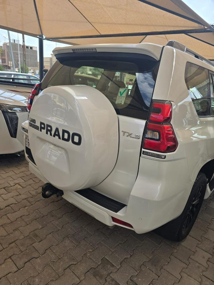 السلام عليكم
برادو موديل 2023 للبيع
رقم اربيل
TXS
6 سلندو
كشنات جلد
ماشية 45 الف
السعر المطلوب 
46 الف دولار
للتواصل :
0781 300 5973
مكان السيارة كربلاء
