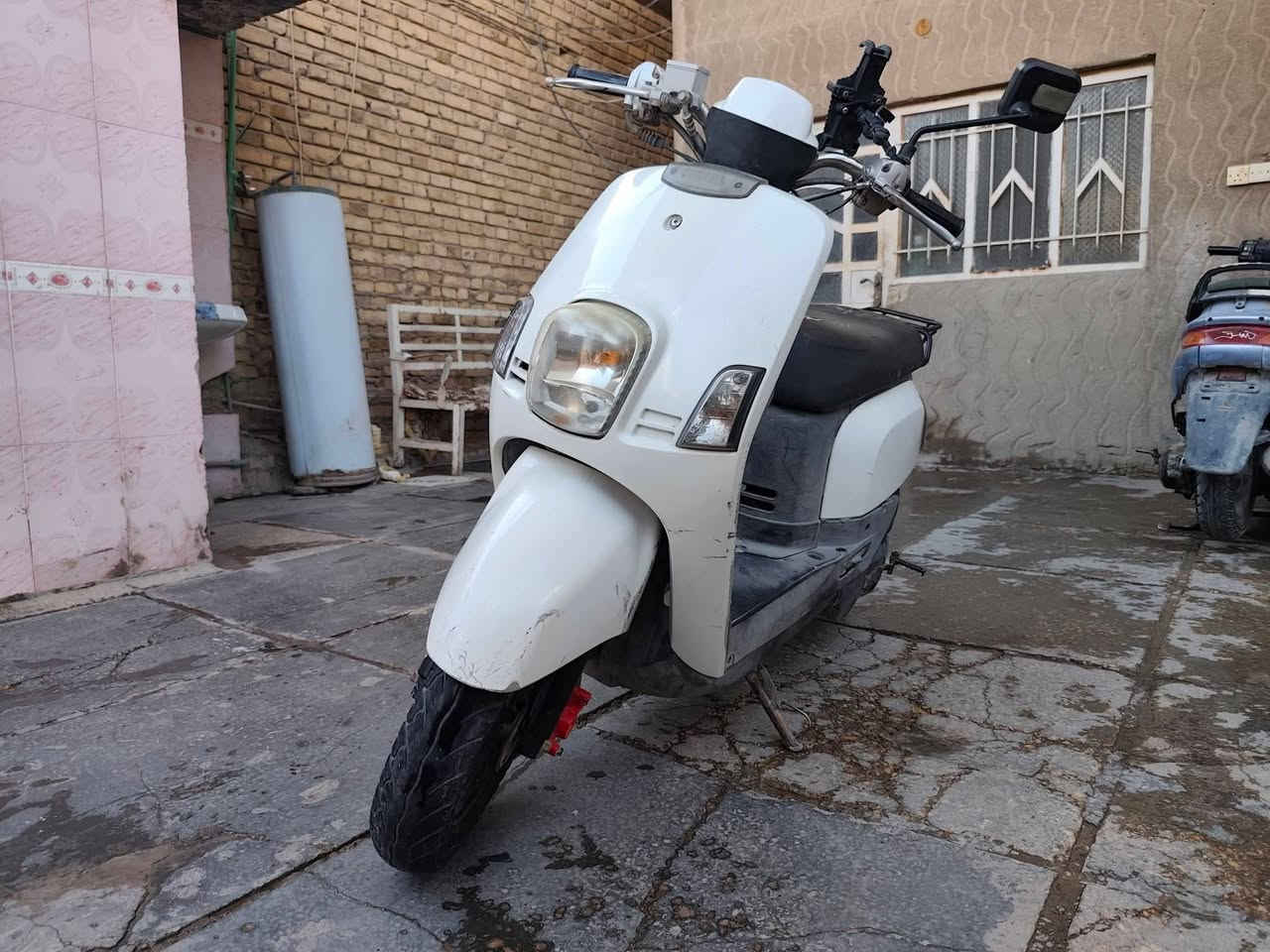 ماكس بوليسي موديل 2008الدراجة طفت 100بالمية گايمة وعفتها على طفيتها
الدراجة حلوة ومرتبة 
ما مفتوحة السعر 420 بيها مجال بسيط 
جماعة 300 لا تتصلون 
***********
واتساب او اتصال
