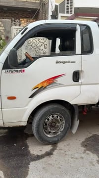 سياره للبيع موديل 2007 رقم بغداد باسمي كايمه مكان السياره بغداد بلديات...