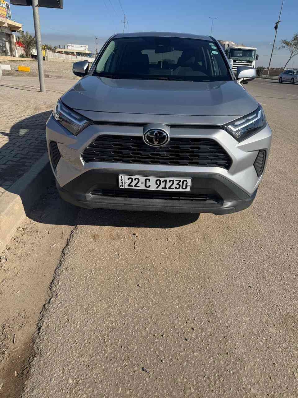 تويوتا راف فور جديد 
موديل 2023
سعر 228
موبايل ***********
مواصفات Le 
دبل اكسل Awd
مرقم جاهز باسمي
مكان السيارة كركوك كركوك, العراق
