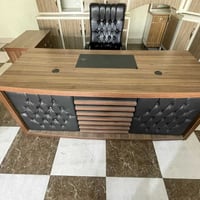 أثاث مكتب • استعمال خفيف • كەلار مةزادة